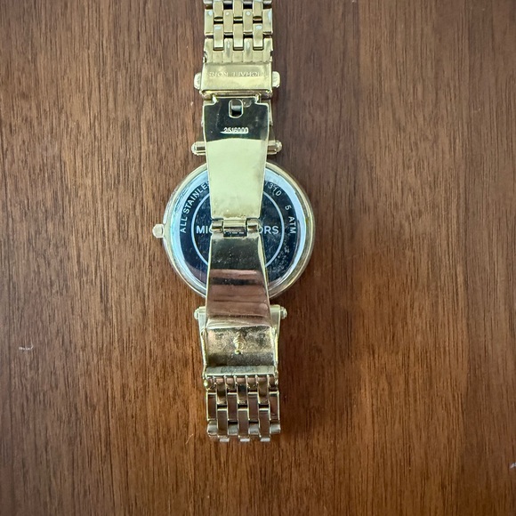 Michael Kors Gold Watch (MK-3191) - Picture 2 of 3